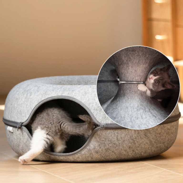Interactive Tunnel Donut Pet Bed
